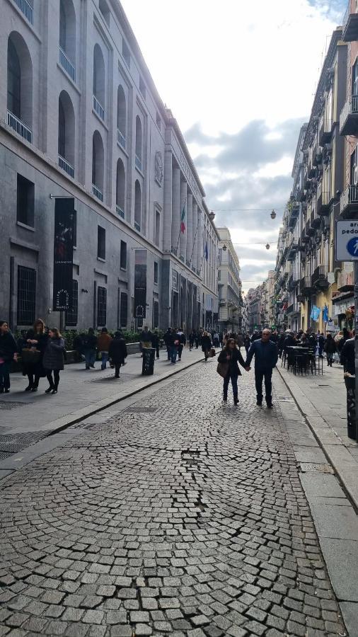La Luna A Toledo Napoli Eksteriør bilde